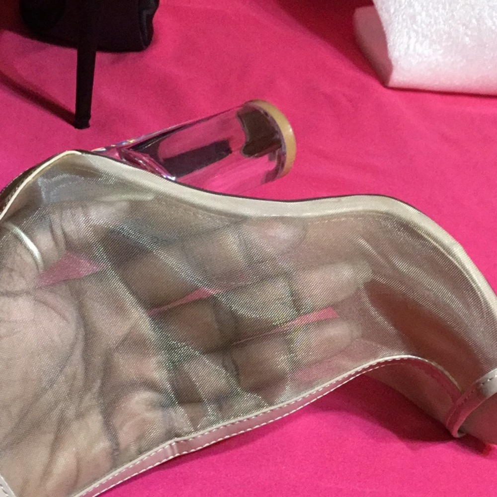 Cape Robin Sheer Booties - Picture 7 of 7